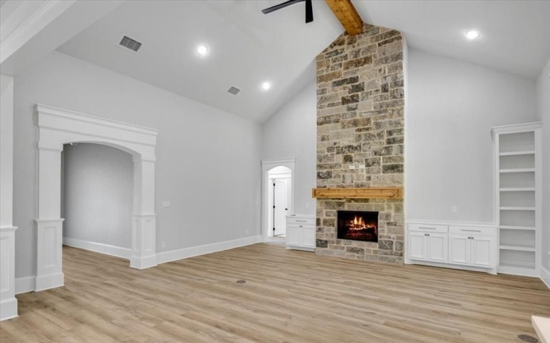 12328 Oak Grove Dr., Tyler, TX 75706, 4 Bedrooms Bedrooms, ,3 BathroomsBathrooms,Residential,For Sale,12328 Oak Grove Dr.,0,21045775