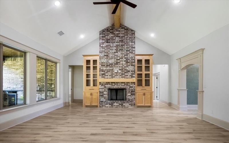 12336 Oak Grove Drive, Tyler, TX 75706, 4 Bedrooms Bedrooms, ,3 BathroomsBathrooms,Residential,For Sale,12336 Oak Grove Drive,0,21045799