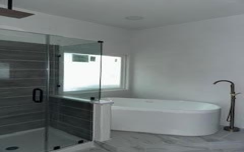 1411 Wesley Street, Greenville, TX 75401, 4 Bedrooms Bedrooms, ,2 BathroomsBathrooms,Residential,For Sale,1411 Wesley Street,0,21046029