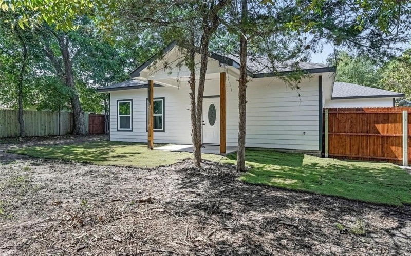 1411 Wesley Street, Greenville, TX 75401, 4 Bedrooms Bedrooms, ,2 BathroomsBathrooms,Residential,For Sale,1411 Wesley Street,0,21046029