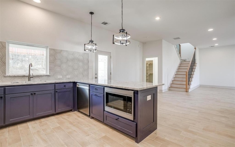 9077 Quarry Hill Court, Fort Worth, TX 76179, 4 Bedrooms Bedrooms, ,3 BathroomsBathrooms,Residential,For Sale,9077 Quarry Hill Court,0,21046078