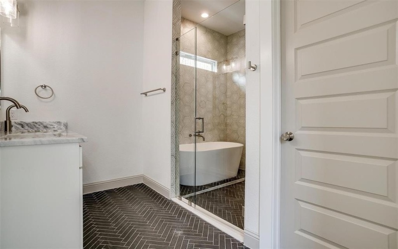 9077 Quarry Hill Court, Fort Worth, TX 76179, 4 Bedrooms Bedrooms, ,3 BathroomsBathrooms,Residential,For Sale,9077 Quarry Hill Court,0,21046078