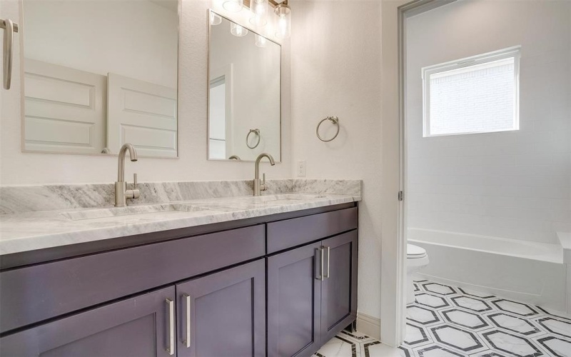 9077 Quarry Hill Court, Fort Worth, TX 76179, 4 Bedrooms Bedrooms, ,3 BathroomsBathrooms,Residential,For Sale,9077 Quarry Hill Court,0,21046078