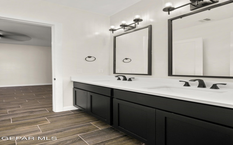 13017 POWICK Drive, El Paso, TX 79928, 4 Habitaciones Habitaciones , ,3 BañosBaños,Residential,En Venta,13017 POWICK Drive,918510