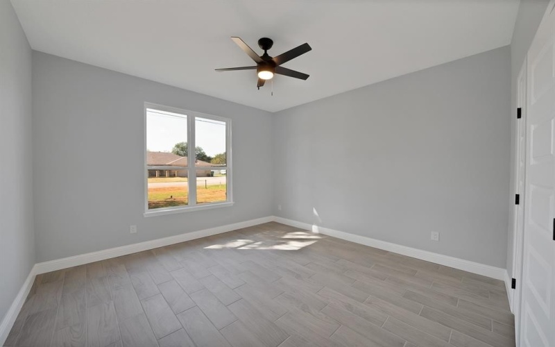 206 Lakeview Drive, Runaway Bay, TX 76426, 3 Bedrooms Bedrooms, ,3 BathroomsBathrooms,Residential,For Sale,206 Lakeview Drive,0,21046225