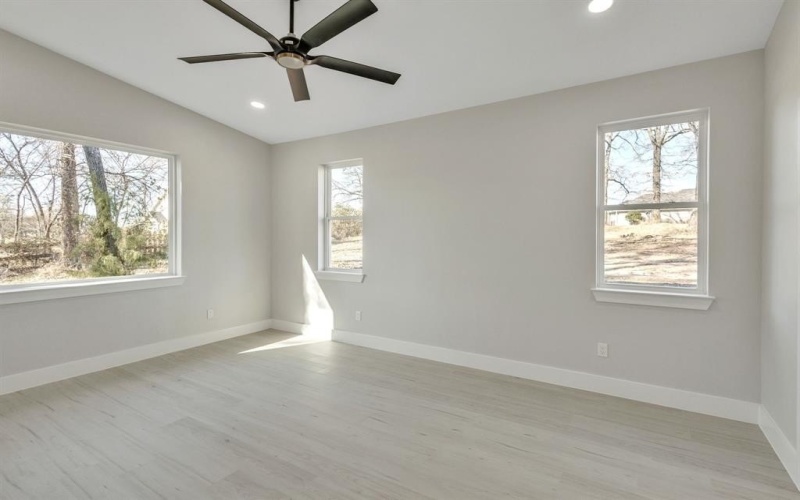 320 Splitrail Drive, Mabank, TX 75143, 3 Bedrooms Bedrooms, ,2 BathroomsBathrooms,Residential,For Sale,320 Splitrail Drive,0,21046334