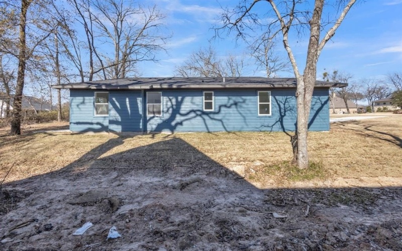 320 Splitrail Drive, Mabank, TX 75143, 3 Bedrooms Bedrooms, ,2 BathroomsBathrooms,Residential,For Sale,320 Splitrail Drive,0,21046334
