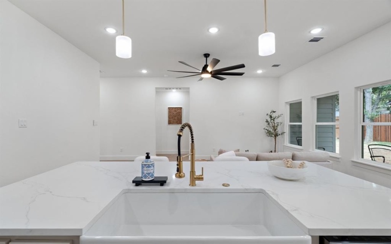 3017 Van Horn Avenue, Fort Worth, TX 76111, 3 Bedrooms Bedrooms, ,2 BathroomsBathrooms,Residential,For Sale,3017 Van Horn Avenue,0,21046370