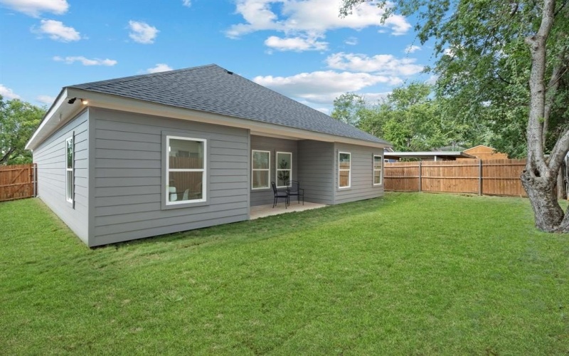 3017 Van Horn Avenue, Fort Worth, TX 76111, 3 Bedrooms Bedrooms, ,2 BathroomsBathrooms,Residential,For Sale,3017 Van Horn Avenue,0,21046370