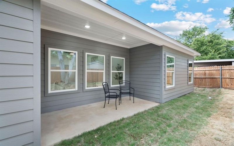 3017 Van Horn Avenue, Fort Worth, TX 76111, 3 Bedrooms Bedrooms, ,2 BathroomsBathrooms,Residential,For Sale,3017 Van Horn Avenue,0,21046370