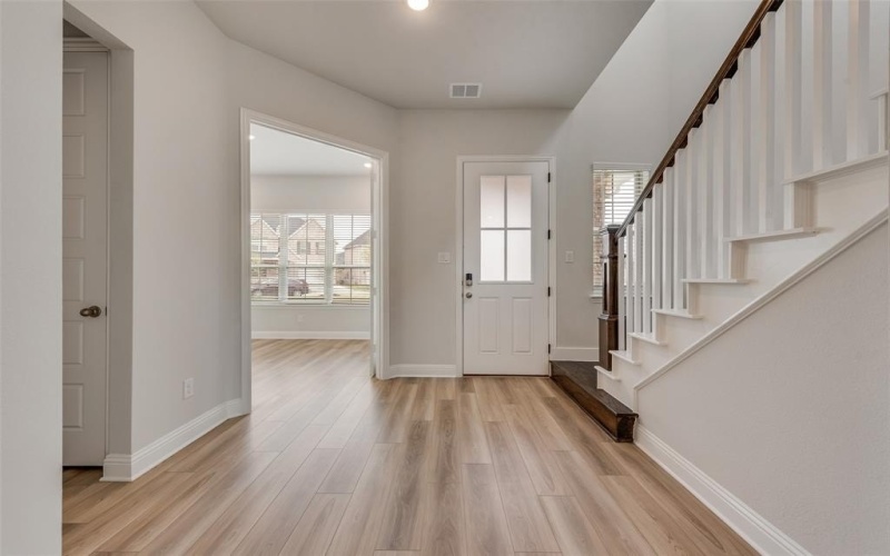 7111 Daytona Mews, Rowlett, TX 75088, 3 Bedrooms Bedrooms, ,2 BathroomsBathrooms,Residential,For Sale,7111 Daytona Mews,0,21046432