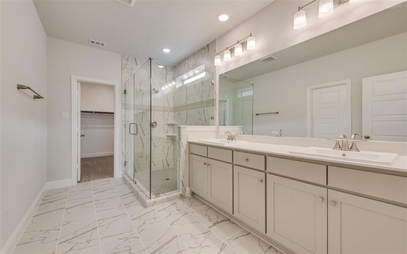 7111 Daytona Mews, Rowlett, TX 75088, 3 Bedrooms Bedrooms, ,2 BathroomsBathrooms,Residential,For Sale,7111 Daytona Mews,0,21046432