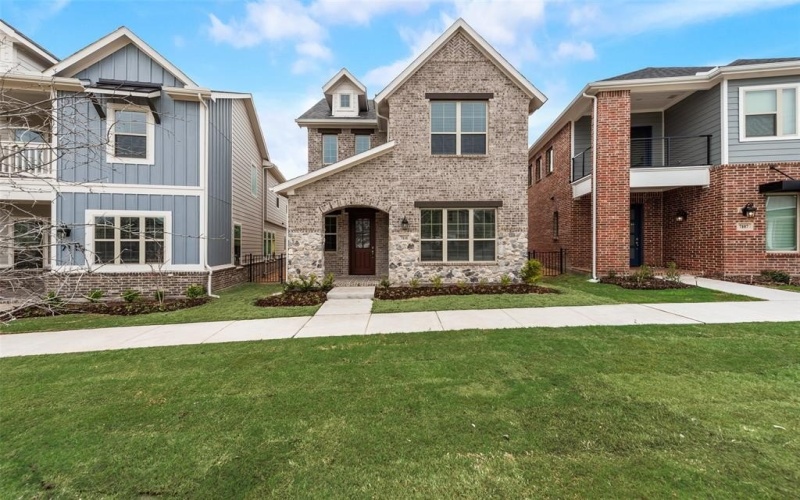 7111 Daytona Mews, Rowlett, TX 75088, 3 Bedrooms Bedrooms, ,2 BathroomsBathrooms,Residential,For Sale,7111 Daytona Mews,0,21046432