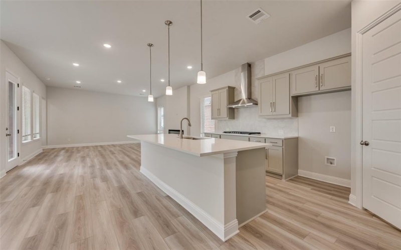 7111 Daytona Mews, Rowlett, TX 75088, 3 Bedrooms Bedrooms, ,2 BathroomsBathrooms,Residential,For Sale,7111 Daytona Mews,0,21046432