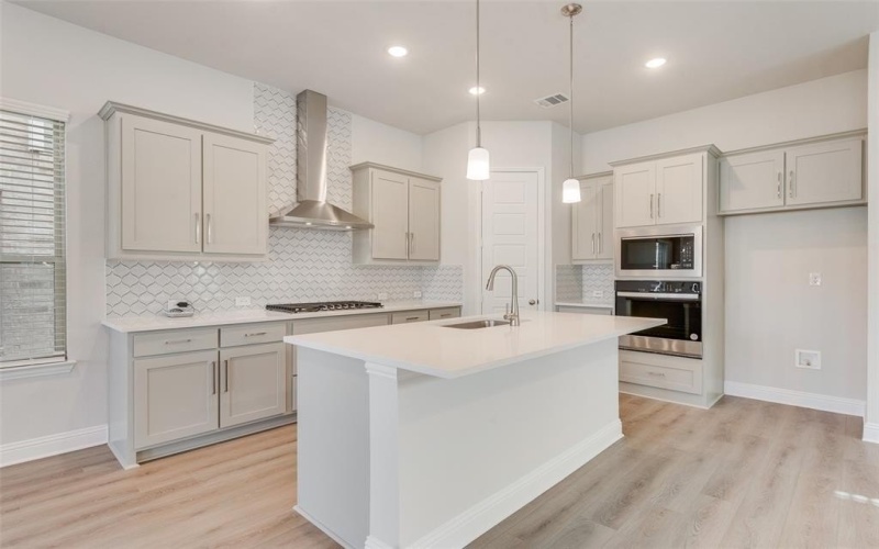 7121 Daytona Mews, Rowlett, TX 75088, 3 Bedrooms Bedrooms, ,2 BathroomsBathrooms,Residential,For Sale,7121 Daytona Mews,0,21046446