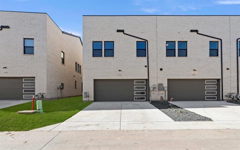 1166 Daybreak Drive, Allen, TX 75013, 3 Bedrooms Bedrooms, ,2 BathroomsBathrooms,Residential,For Sale,1166 Daybreak Drive,0,21046468