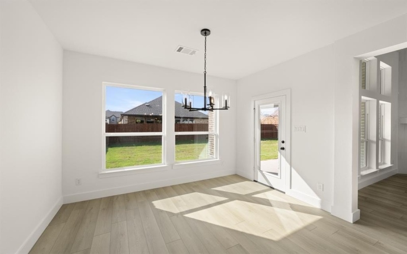 309 Loretta, Burleson, TX 76028, 5 Bedrooms Bedrooms, ,5 BathroomsBathrooms,Residential,For Sale,309 Loretta,0,21046533