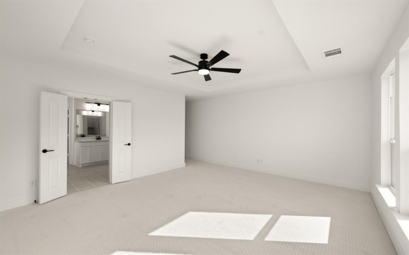 309 Loretta, Burleson, TX 76028, 5 Bedrooms Bedrooms, ,5 BathroomsBathrooms,Residential,For Sale,309 Loretta,0,21046533