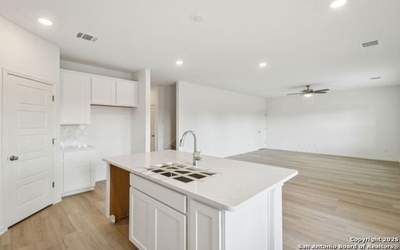 12920 Lantern Tree, San Antonio, TX 78245, 4 Bedrooms Bedrooms, ,2 BathroomsBathrooms,Residential,For Sale,12920 Lantern Tree,0,1896900