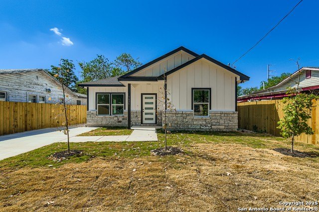 1434 Merida, San Antonio, TX 78207, 3 Habitaciones Habitaciones , ,2 BañosBaños,Residential,En Venta,1434 Merida,0,1896903