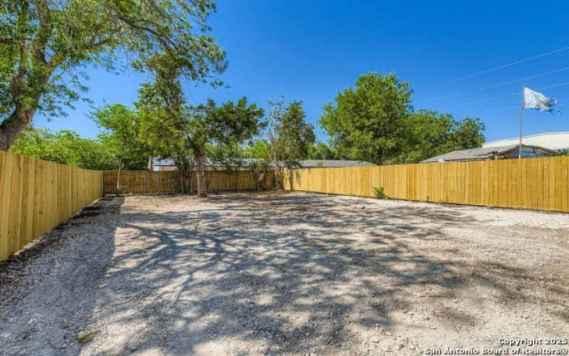 1434 Merida, San Antonio, TX 78207, 3 Habitaciones Habitaciones , ,2 BañosBaños,Residential,En Venta,1434 Merida,0,1896903