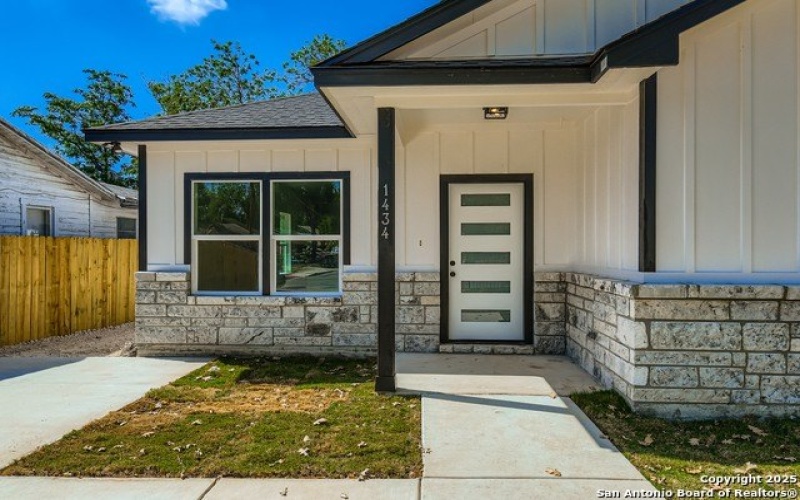 1434 Merida, San Antonio, TX 78207, 3 Habitaciones Habitaciones , ,2 BañosBaños,Residential,En Venta,1434 Merida,0,1896903