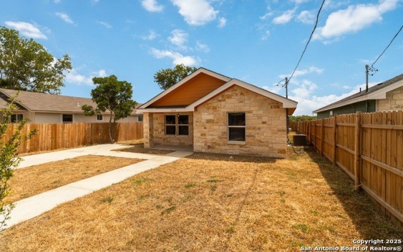 10214 Renova, San Antonio, TX 78214, 3 Habitaciones Habitaciones , ,2 BañosBaños,Residential,En Venta,10214 Renova,0,1896910
