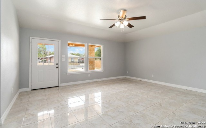 10214 Renova, San Antonio, TX 78214, 3 Habitaciones Habitaciones , ,2 BañosBaños,Residential,En Venta,10214 Renova,0,1896910