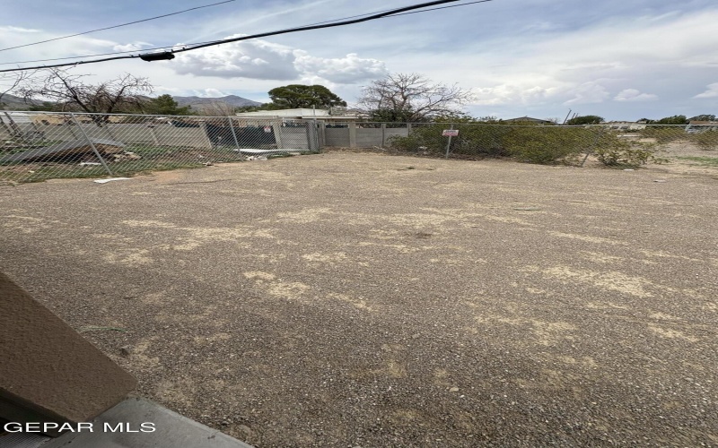 4640 Vesta Loop Court unit: B #B, El Paso, TX 79904, 3 Bedrooms Bedrooms, ,2 BathroomsBathrooms,Residential Multi Family,For Sale,4640 Vesta Loop Court unit: B,0,926502