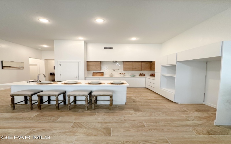 13308 Coldham Street, El Paso, TX 79928, 4 Habitaciones Habitaciones , ,3 BañosBaños,Residential,En Venta,13308 Coldham Street,0,929409