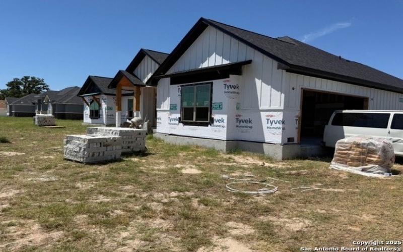 104 Estates, La Vernia, TX 78121, 4 Habitaciones Habitaciones , ,3 BañosBaños,Residential,En Venta,104 Estates,0,1896984