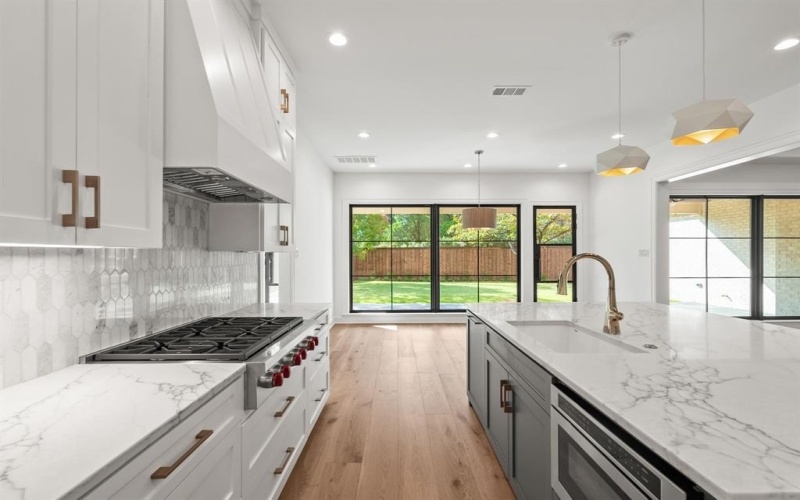 1211 Seminole Drive, Richardson, TX 75080, 5 Habitaciones Habitaciones , ,7 BañosBaños,Residential,En Venta,1211 Seminole Drive,0,20993052