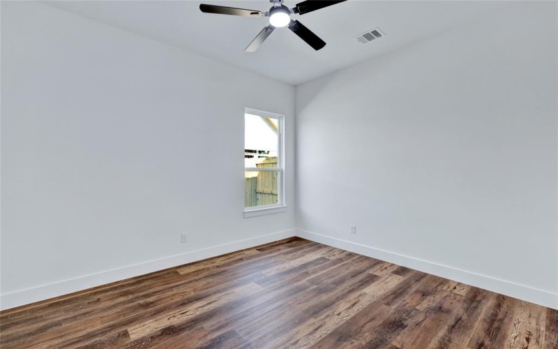 1210 Gannon Lane, DeSoto, TX 75115, 4 Bedrooms Bedrooms, ,3 BathroomsBathrooms,Residential,For Sale,1210 Gannon Lane,0,21024560