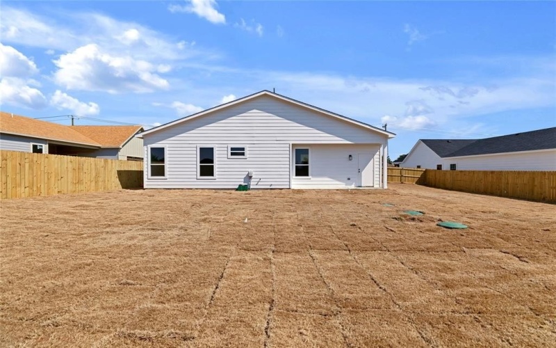1210 Gannon Lane, DeSoto, TX 75115, 4 Bedrooms Bedrooms, ,3 BathroomsBathrooms,Residential,For Sale,1210 Gannon Lane,0,21024560
