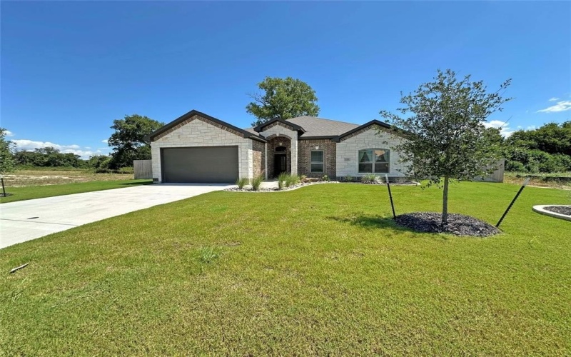 113 Lasso Loop, Lorena, TX 76655, 3 Bedrooms Bedrooms, ,2 BathroomsBathrooms,Residential,For Sale,113 Lasso Loop,0,21027251