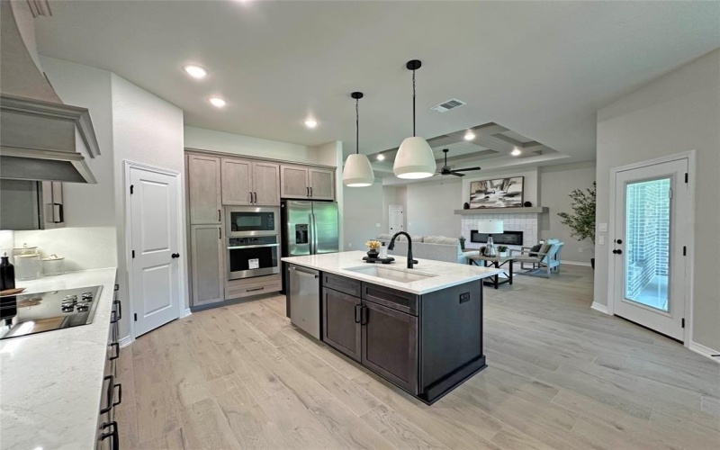 113 Lasso Loop, Lorena, TX 76655, 3 Bedrooms Bedrooms, ,2 BathroomsBathrooms,Residential,For Sale,113 Lasso Loop,0,21027251