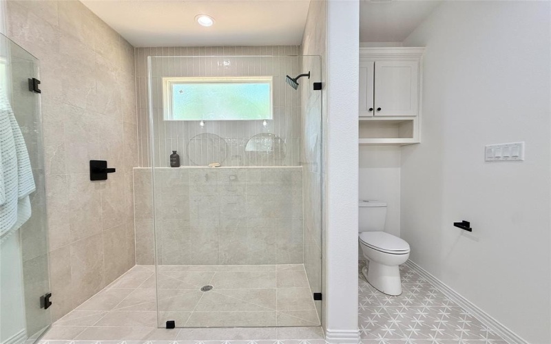750 E Bluebonnet Drive, Granbury, TX 76048, 3 Habitaciones Habitaciones , ,2 BañosBaños,Residential,En Venta,750 E Bluebonnet Drive,0,21043710