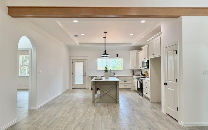 750 E Bluebonnet Drive, Granbury, TX 76048, 3 Habitaciones Habitaciones , ,2 BañosBaños,Residential,En Venta,750 E Bluebonnet Drive,0,21043710