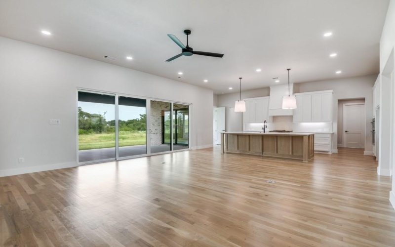 9904 Buckingham Court, Mesquite, TX 75126, 4 Bedrooms Bedrooms, ,5 BathroomsBathrooms,Residential,For Sale,9904 Buckingham Court,0,21044855