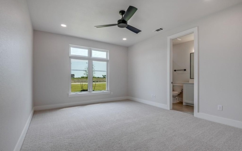 9904 Buckingham Court, Mesquite, TX 75126, 4 Bedrooms Bedrooms, ,5 BathroomsBathrooms,Residential,For Sale,9904 Buckingham Court,0,21044855