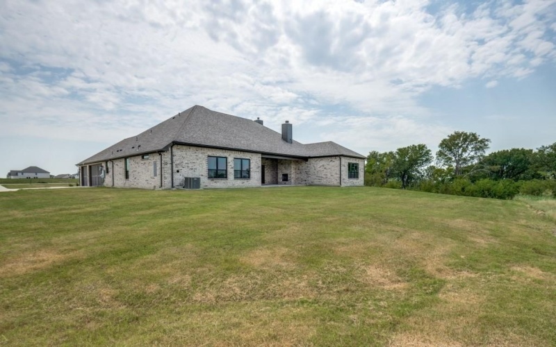 9904 Buckingham Court, Mesquite, TX 75126, 4 Bedrooms Bedrooms, ,5 BathroomsBathrooms,Residential,For Sale,9904 Buckingham Court,0,21044855