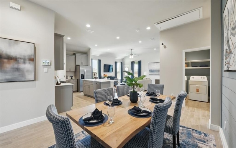 2513 GOLDFINCH Drive, Denton, TX 76205, 5 Habitaciones Habitaciones , ,3 BañosBaños,Residential,En Venta,2513 GOLDFINCH Drive,0,21045824