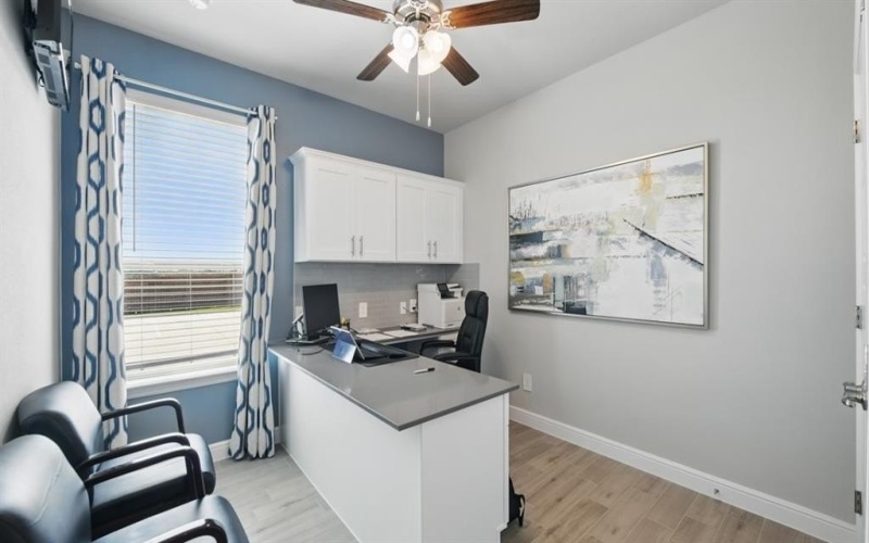 2513 GOLDFINCH Drive, Denton, TX 76205, 5 Habitaciones Habitaciones , ,3 BañosBaños,Residential,En Venta,2513 GOLDFINCH Drive,0,21045824