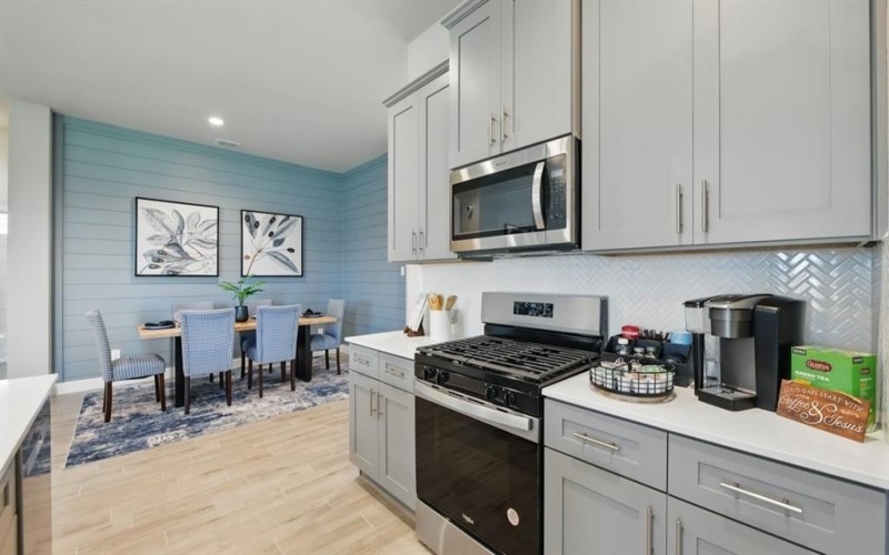 2513 GOLDFINCH Drive, Denton, TX 76205, 5 Habitaciones Habitaciones , ,3 BañosBaños,Residential,En Venta,2513 GOLDFINCH Drive,0,21045824