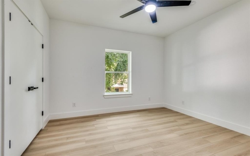1310/ 1312 Coleman Avenue, Dallas, TX 75215, 6 Bedrooms Bedrooms, ,5 BathroomsBathrooms,Residential,For Sale,1310/ 1312 Coleman Avenue,0,21046850