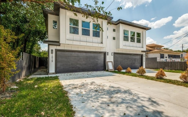 1310/ 1312 Coleman Avenue, Dallas, TX 75215, 6 Bedrooms Bedrooms, ,5 BathroomsBathrooms,Residential,For Sale,1310/ 1312 Coleman Avenue,0,21046850