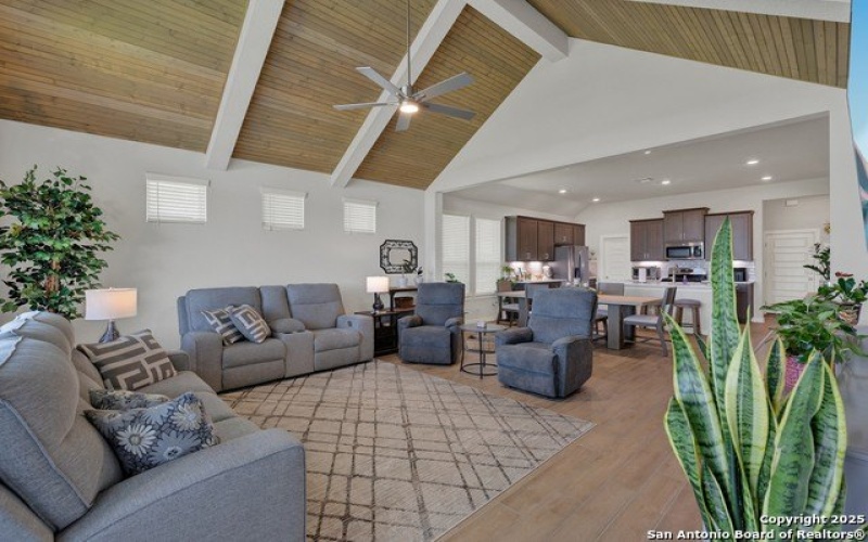 1022 Kocher, New Braunfels, TX 78130, 3 Habitaciones Habitaciones , ,2 BañosBaños,Residential,En Venta,1022 Kocher,0,1897026