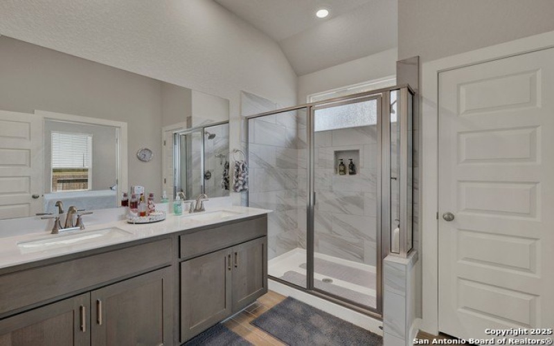 1022 Kocher, New Braunfels, TX 78130, 3 Habitaciones Habitaciones , ,2 BañosBaños,Residential,En Venta,1022 Kocher,0,1897026