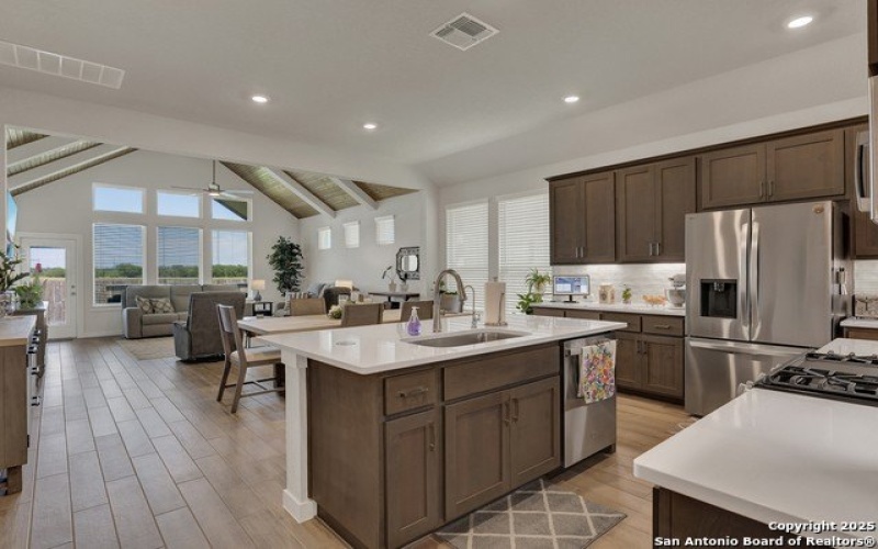 1022 Kocher, New Braunfels, TX 78130, 3 Habitaciones Habitaciones , ,2 BañosBaños,Residential,En Venta,1022 Kocher,0,1897026