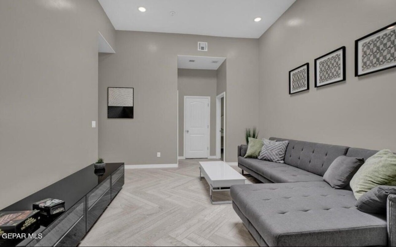 12424 Fill Ball Street, El Paso, TX 79936, 5 Habitaciones Habitaciones , ,2 BañosBaños,Residential,En Venta,12424 Fill Ball Street,0,929427
